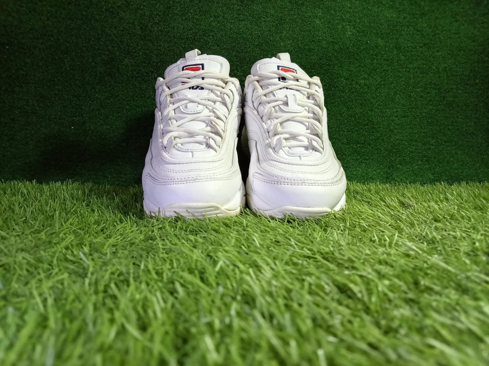 Fila White Chunky Heritage Sneaker - Image 5