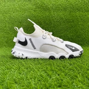 Nike Crater Remixa / Transit-style Sneaker - White/Black (Youth US 6Y / Women's US 7.5 Equivalent)